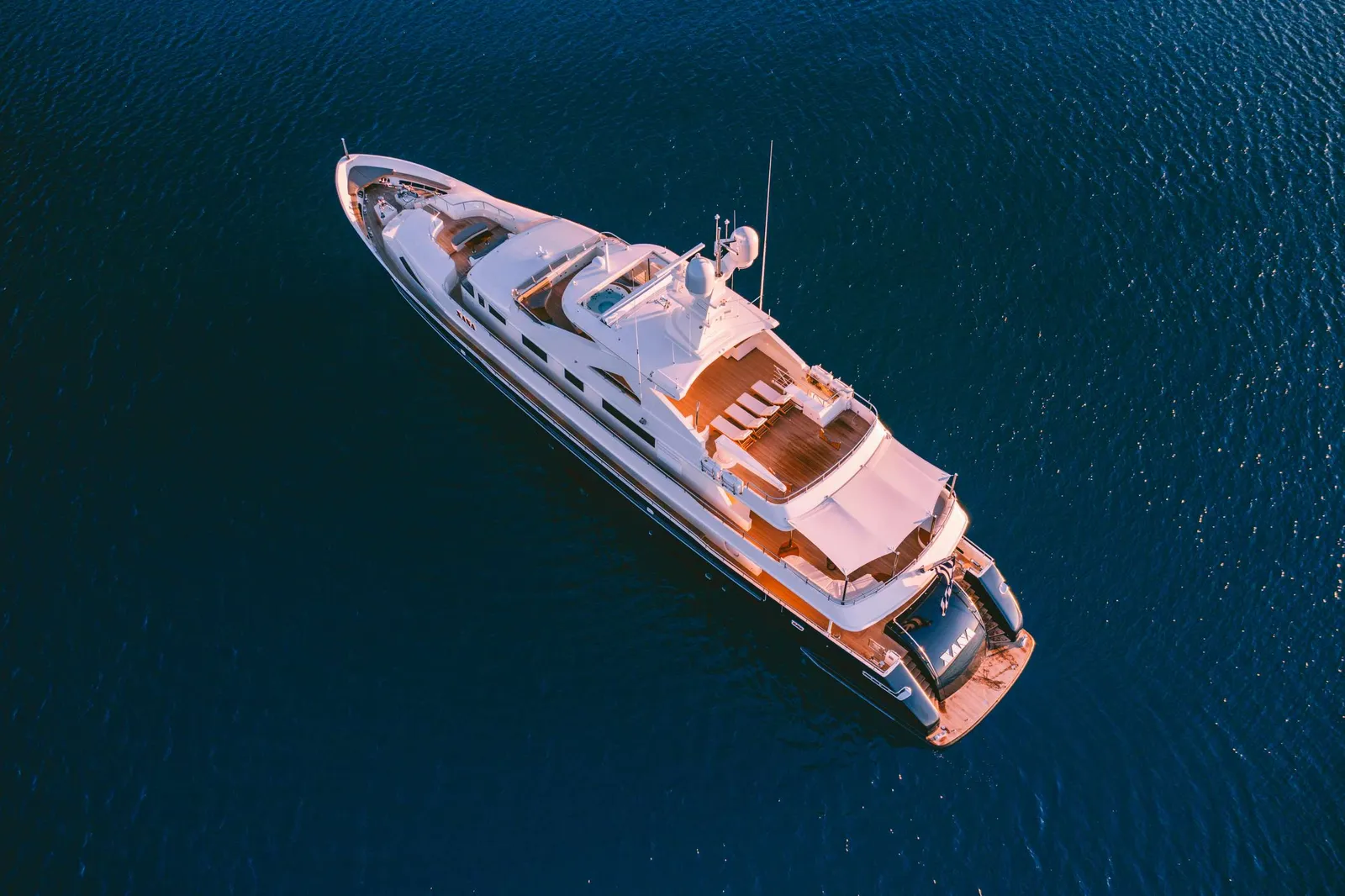 Xana yacht image 1