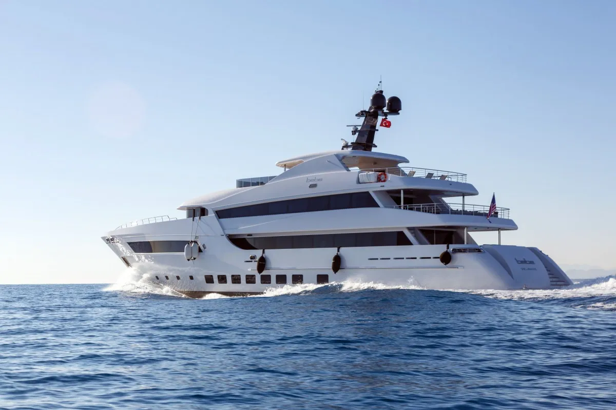Bebe yacht image 1